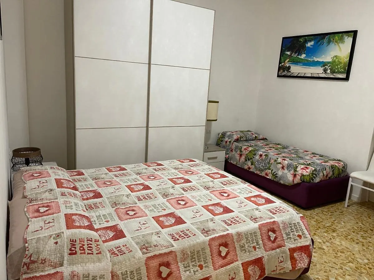 Joys House Bed & Breakfast Bergamo Italy